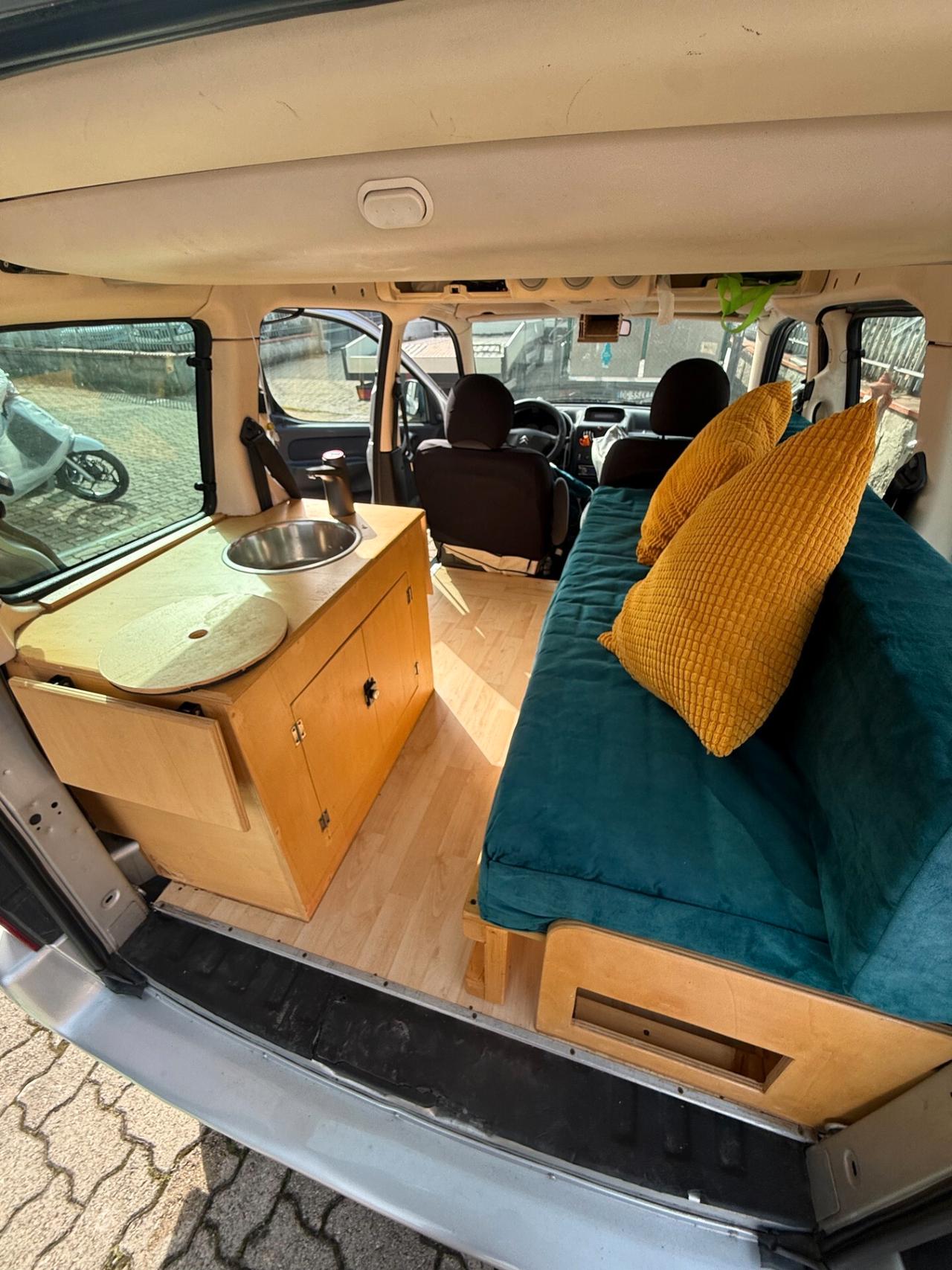 Citroen Berlingo camperizzato allestito