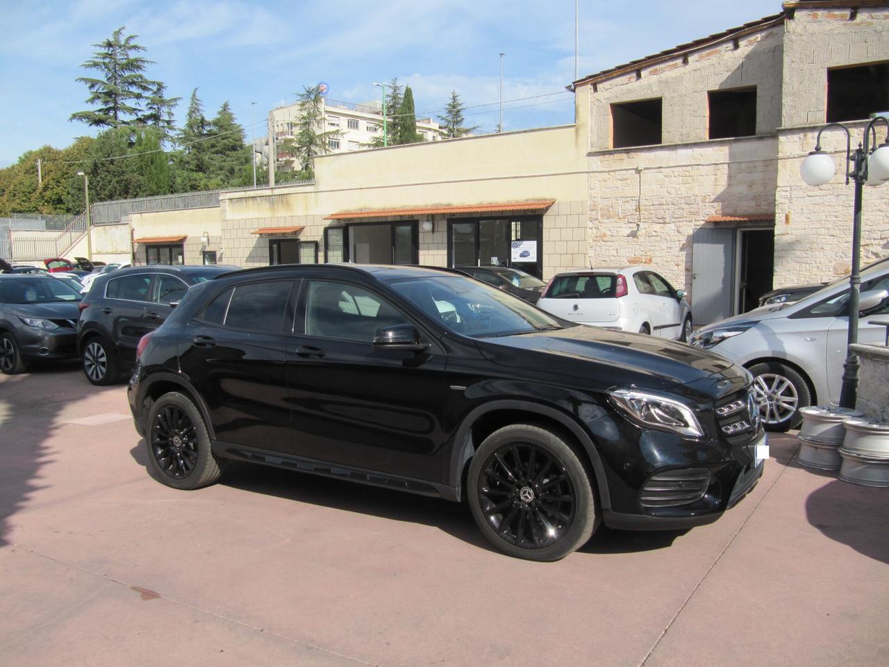 Mercedes-benz GLA 200 d Automatic Premium - tetto apribile