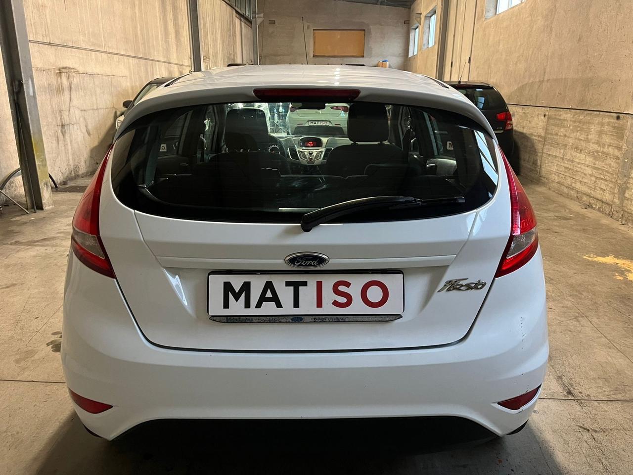 Ford Fiesta 1.4 5 porte Bz.- GPL Titanium