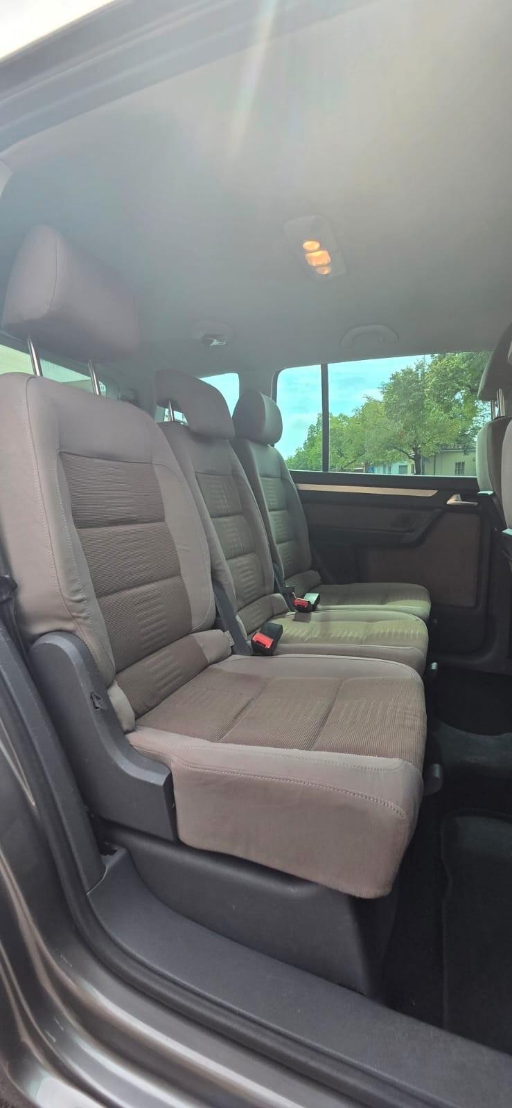 Volkswagen Touran 2.0 16V TDI Highline