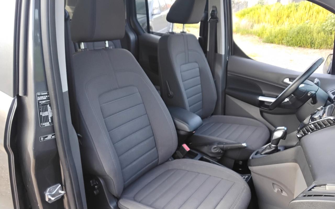 Ford Tourneo Connect 1.5 TDCi 120 CV Powershift Titanium