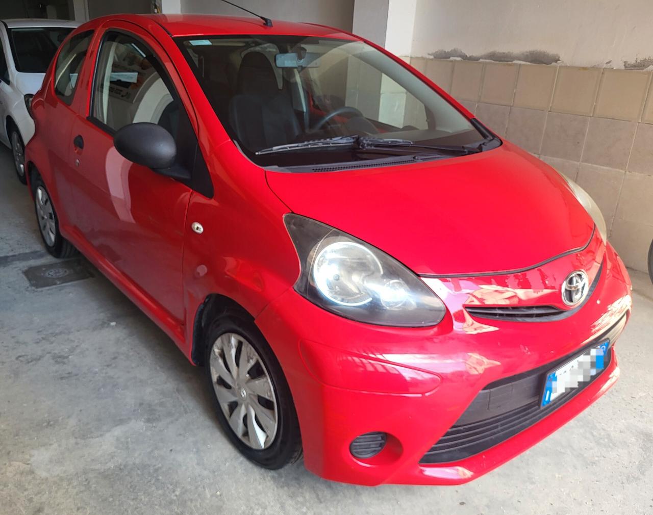 Toyota Aygo 1.0 12V VVT-i 3 porte Active Connect