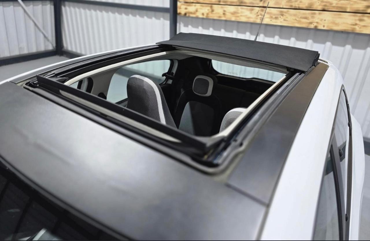 Renault Twingo TCe 70CV Cabrio Intens Limited