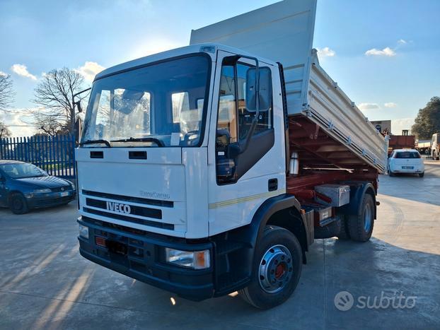Iveco 120 e 23 ribaltabile trilaterale