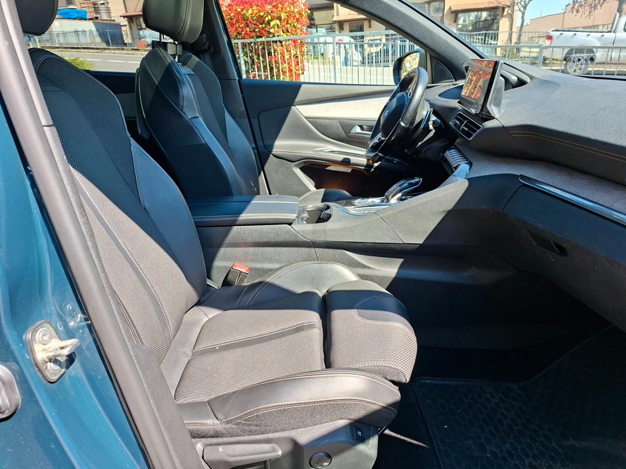 Peugeot 5008 PureTech Turbo 130 S&S EAT8 GT