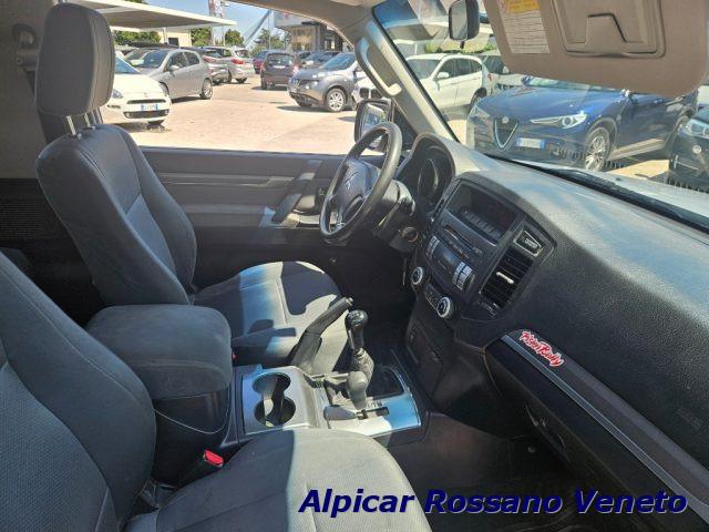 MITSUBISHI Pajero 3.2 DI-D 16V 3p. Intense DPF