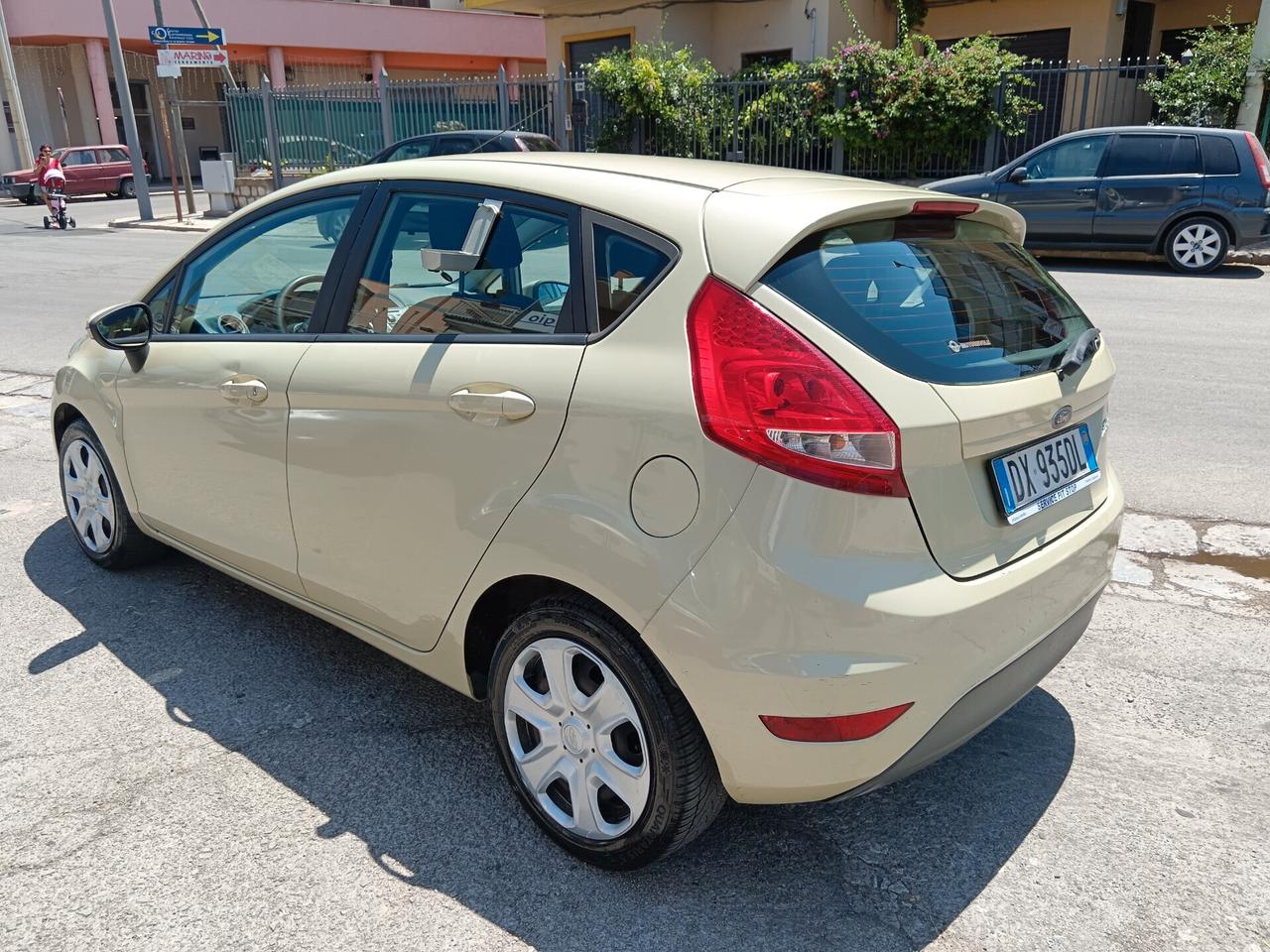 Ford Fiesta Fiesta 1.4 5 porte Bz.- GPL