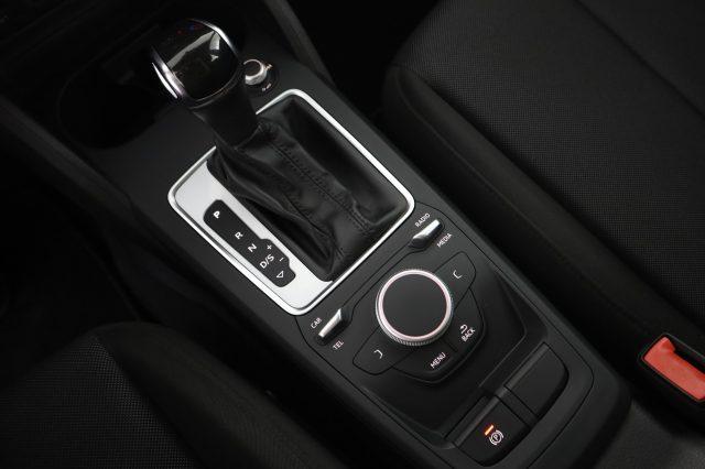 AUDI Q2 Q2 35 TFSI S tronic Admired Advanced
