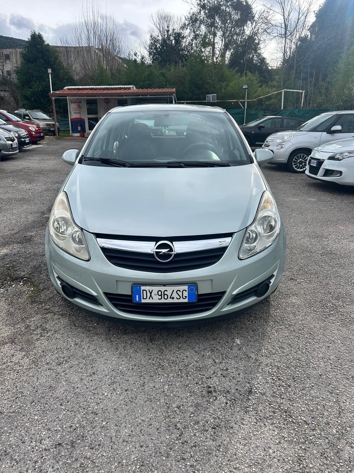 Opel Corsa 1.2 5 porte Cosmo