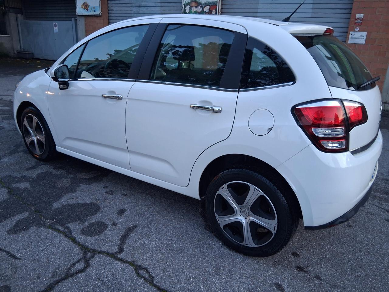 Citroen C3 PureTech 82 Live Edition