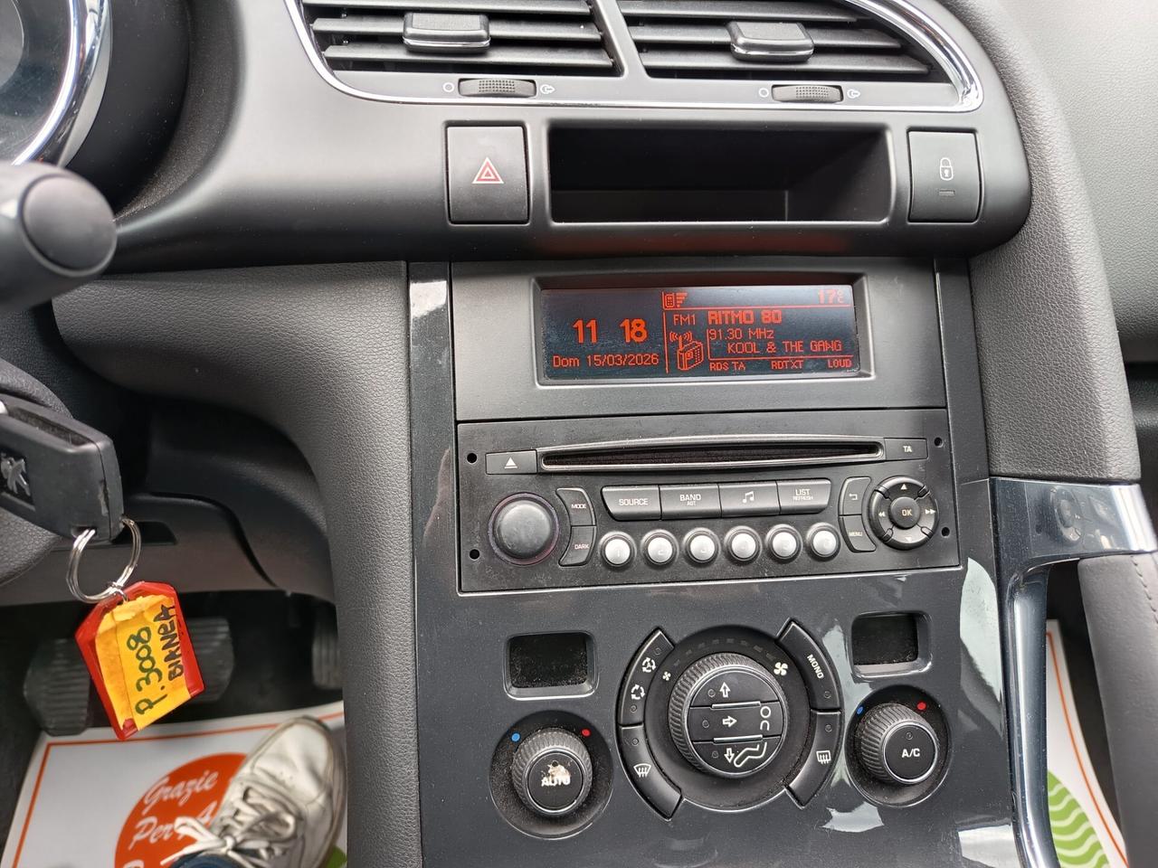 Peugeot 3008 1.6 HDi 115CV Business