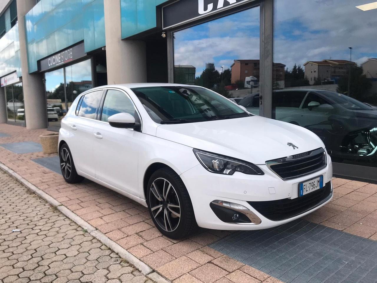 Peugeot 308 BlueHDi 120 S&S Business