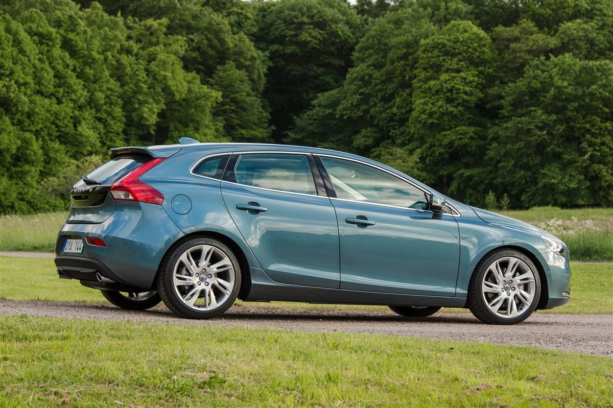 VOLVO V40 II 2012 - V40 2.0 d2 eco Business my17