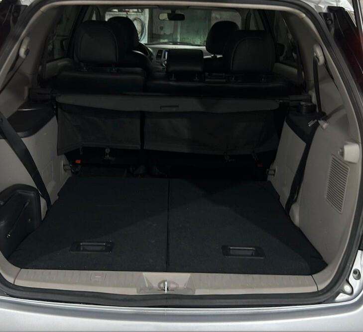 Mitsubishi Grandis 2.0 DI-D 7 posti Intense