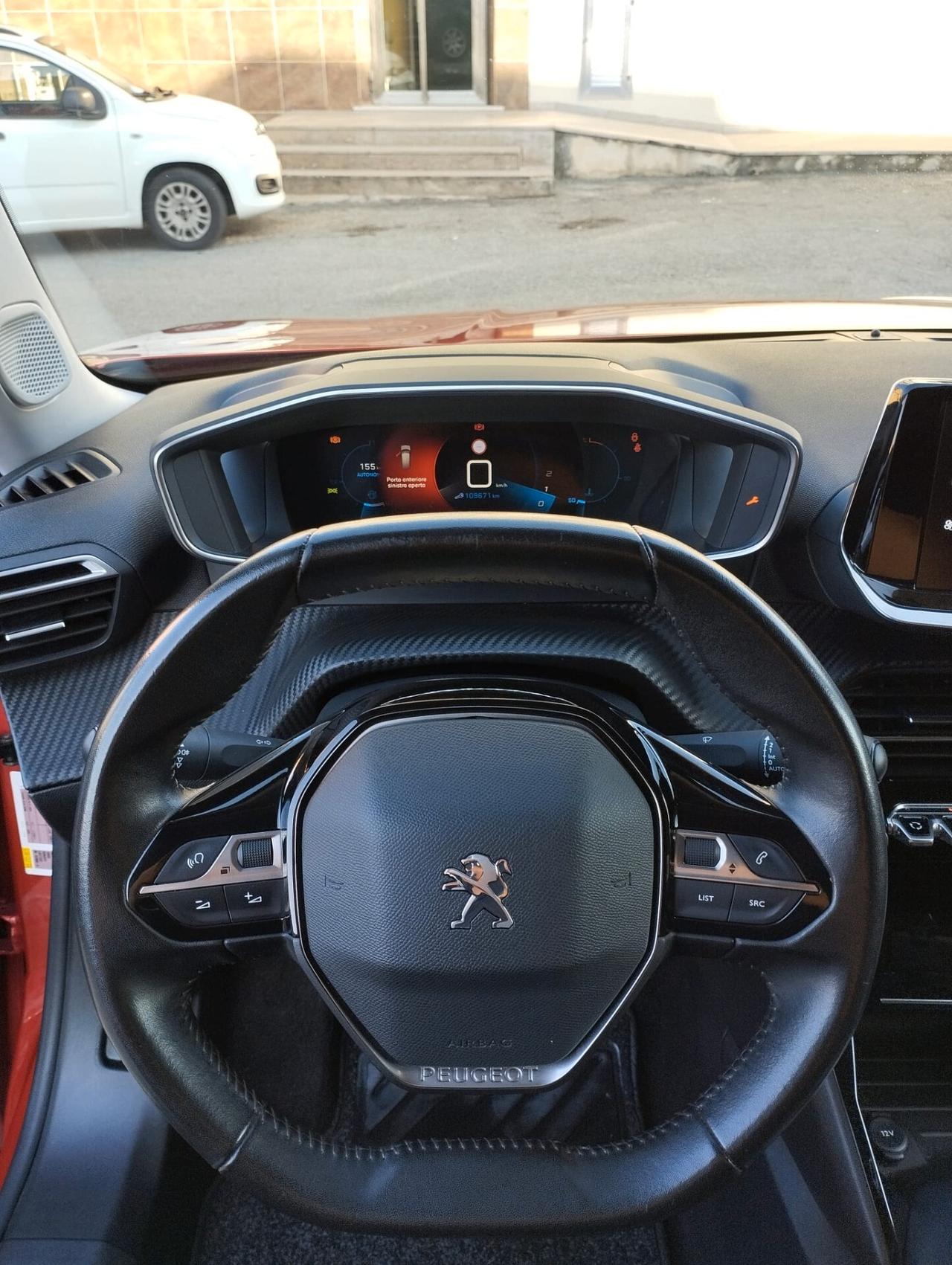 Peugeot 2008 BlueHDi 100 S&S Allure