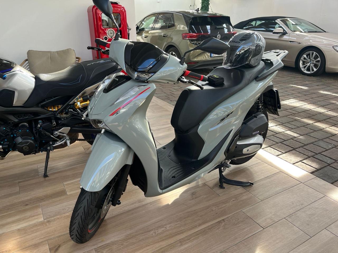 Honda SH 125 SPORT