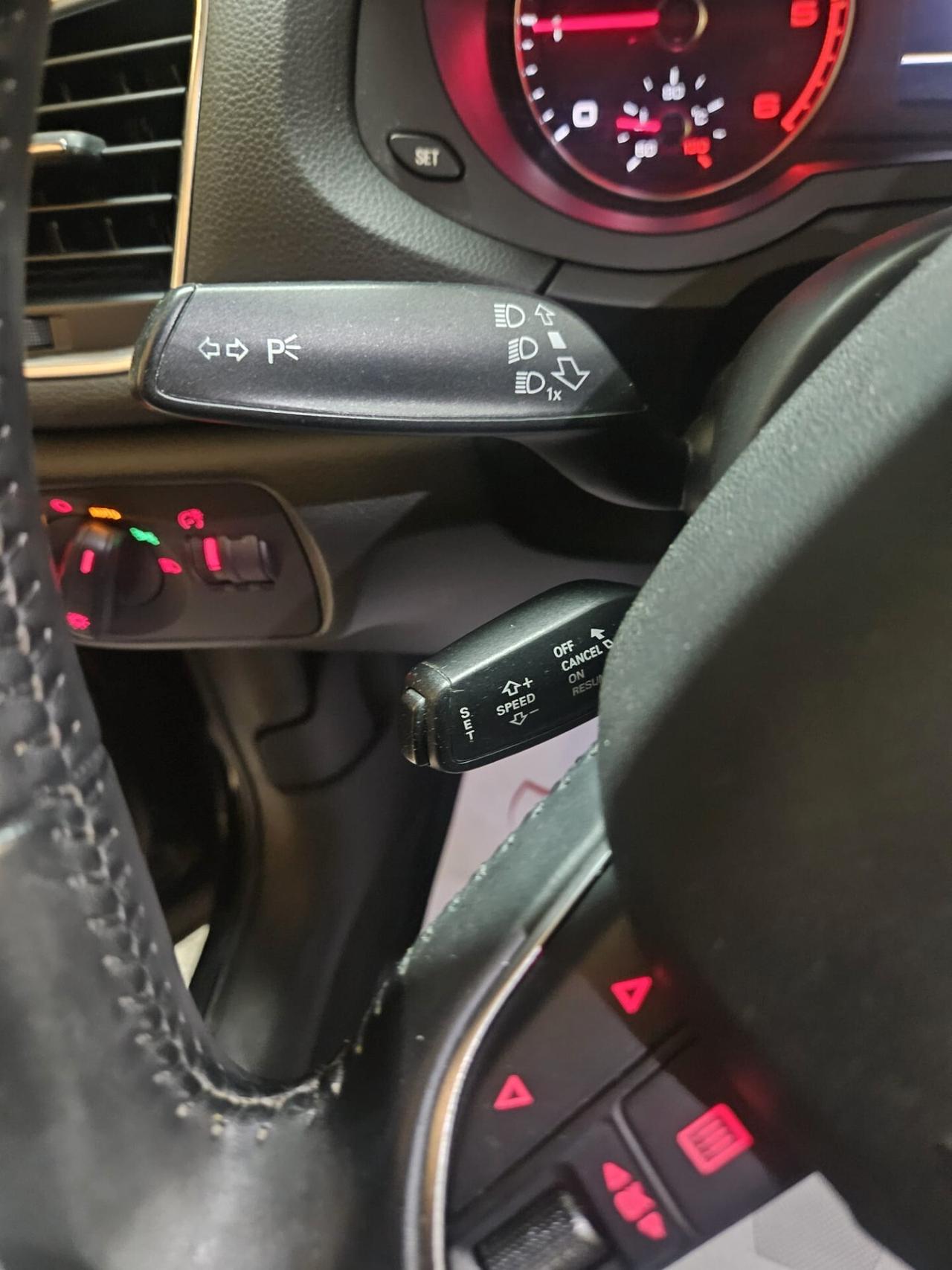 Audi Q3 2.0 TDI 120cv 88kw FULLOPTIONAL