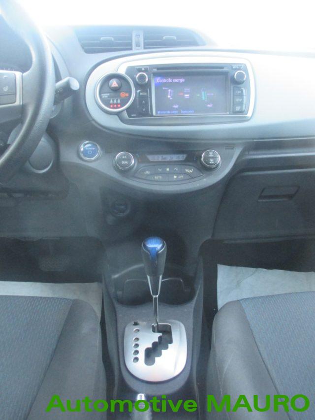 TOYOTA Yaris 1.5 Hybrid 5 porte Lounge - NEOPATENTATI