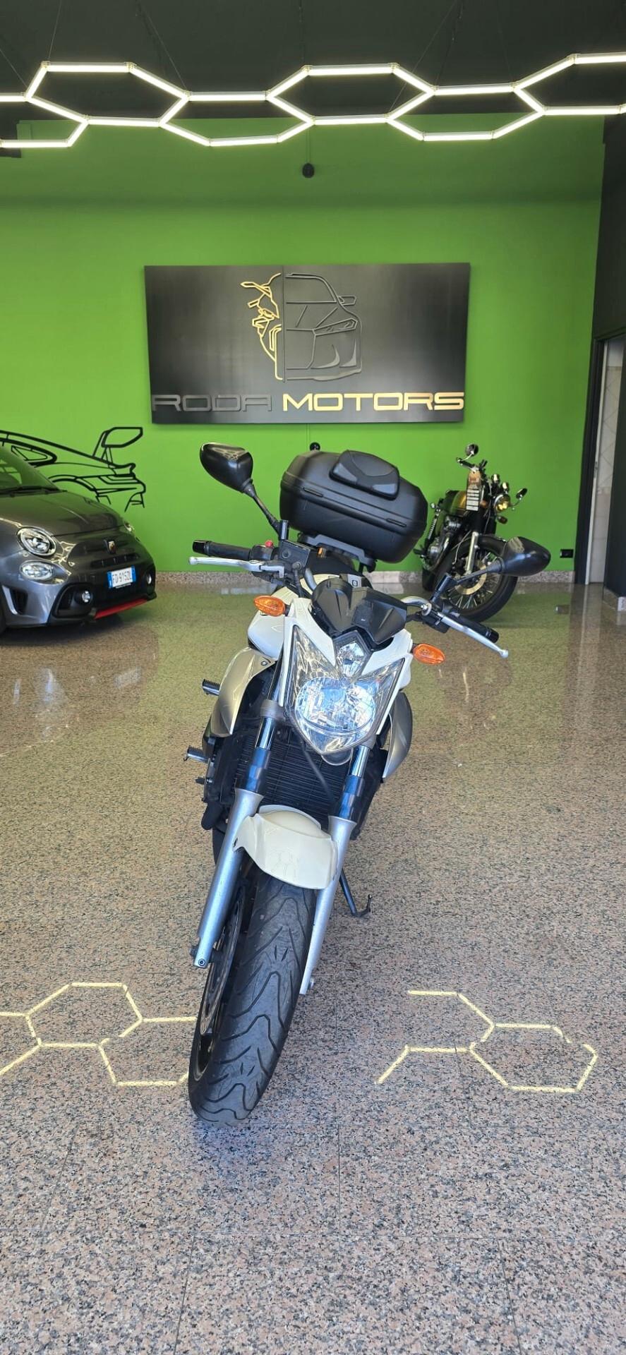 Yamaha XJ 600