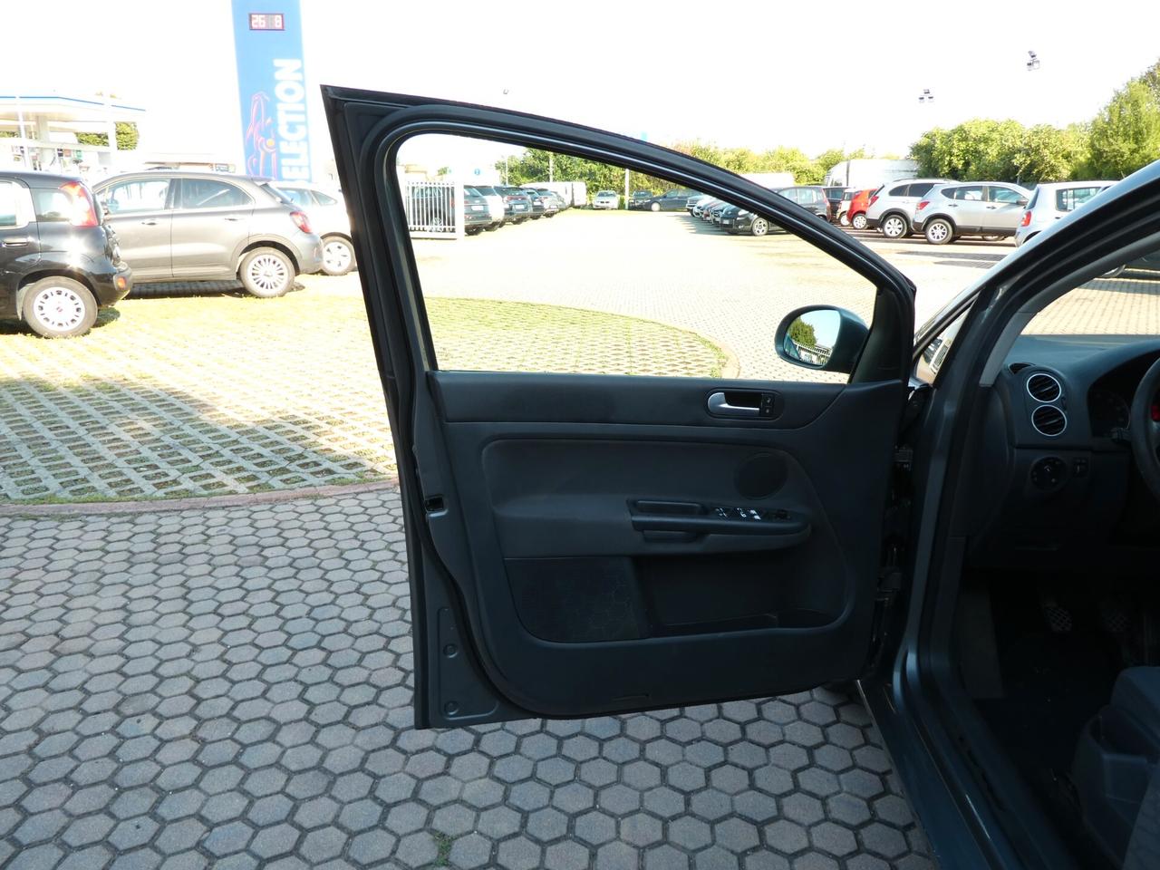 Volkswagen Golf Plus 1.6 16V FSI 5p. Sportline OK NEOPATENTATO