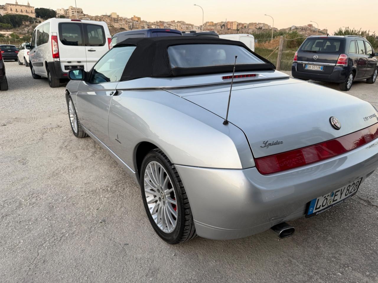 Alfa Romeo GTV Spider 2.0i 16V Twin Spark cat L