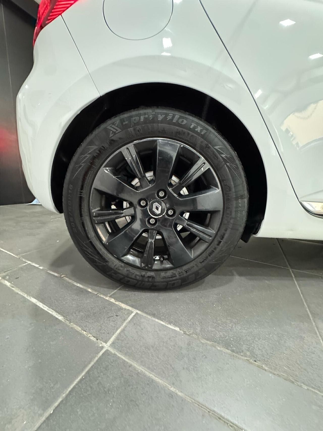 Renault Clio Full Hybrid E-Tech 91 CV 5 porte Intens automatica