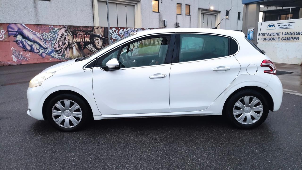 Peugeot 208 1.2 VTi 60KW 82CV 5 porte NEOPATENTATI - 2013