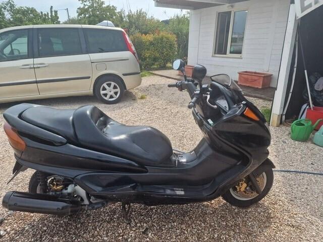 Yamaha Majesty YP 250