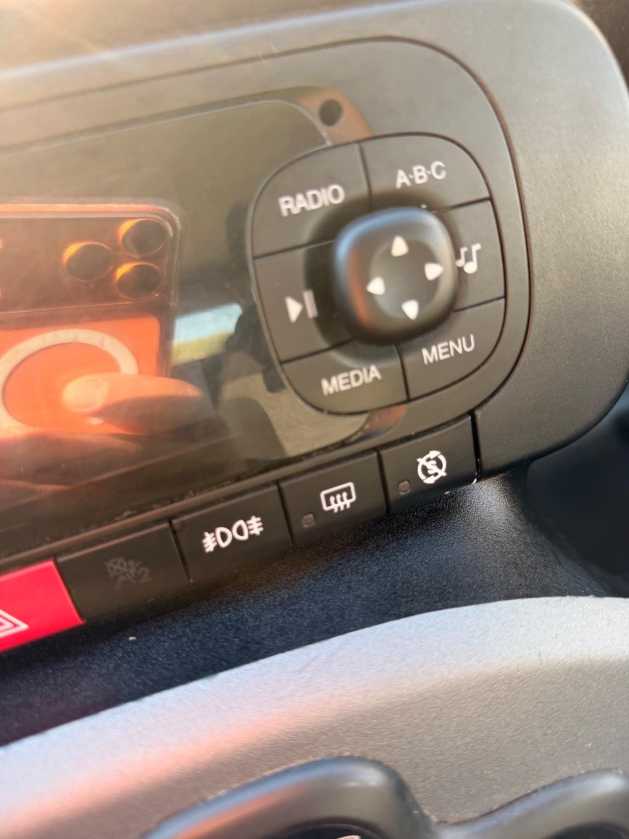 Fiat Panda allestimento Cross 1.2 benzina e GPL anno 2020