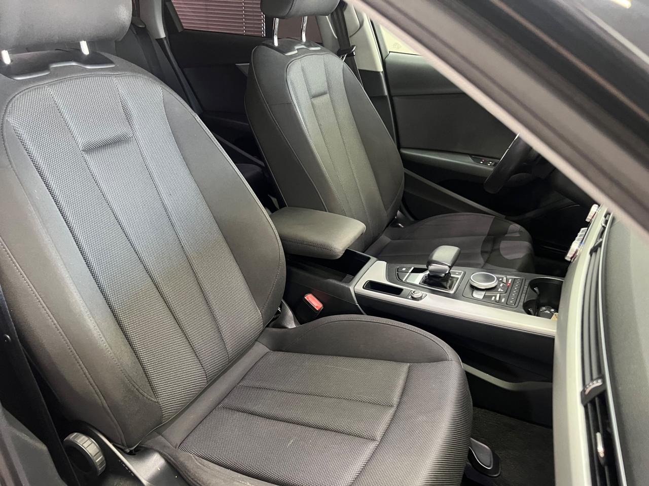 Audi A4 Avant 35 TDI S tronic Business