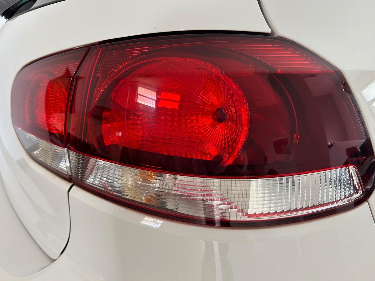 Volkswagen Golf 2.0 TDI 110 cv HIGHLINE