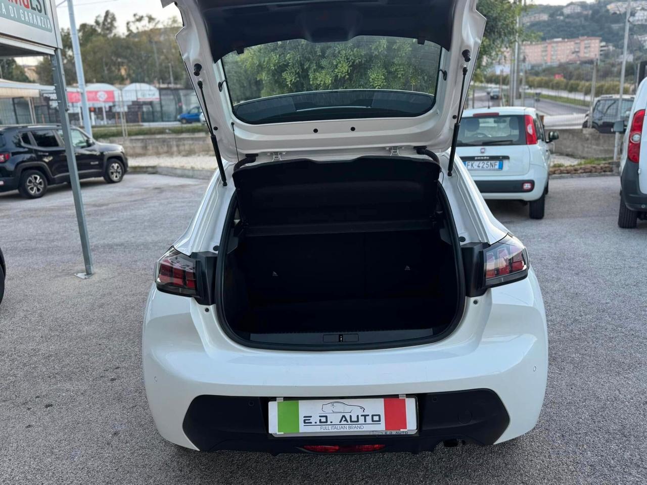 PEUGEOT 208 1.2 PURETECH 75CV UNICO PROPRIETARIO