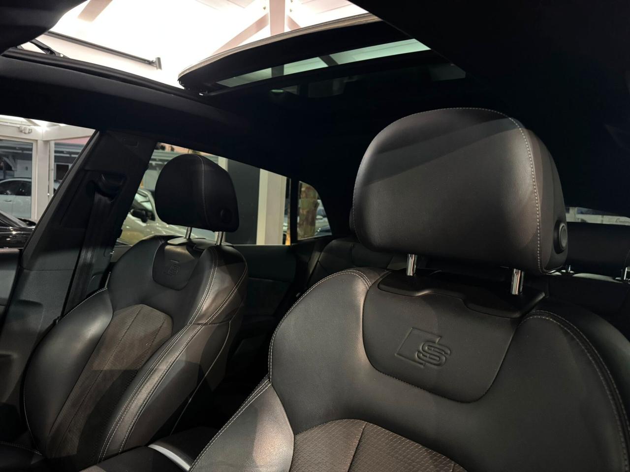 Audi Q8 50 TDI 286 CV quattro Sline