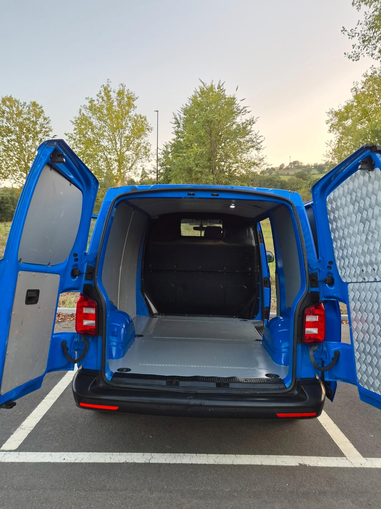 Volkswagen Transporter 2.0 TDI 205 cv 4x4 cambio automatico