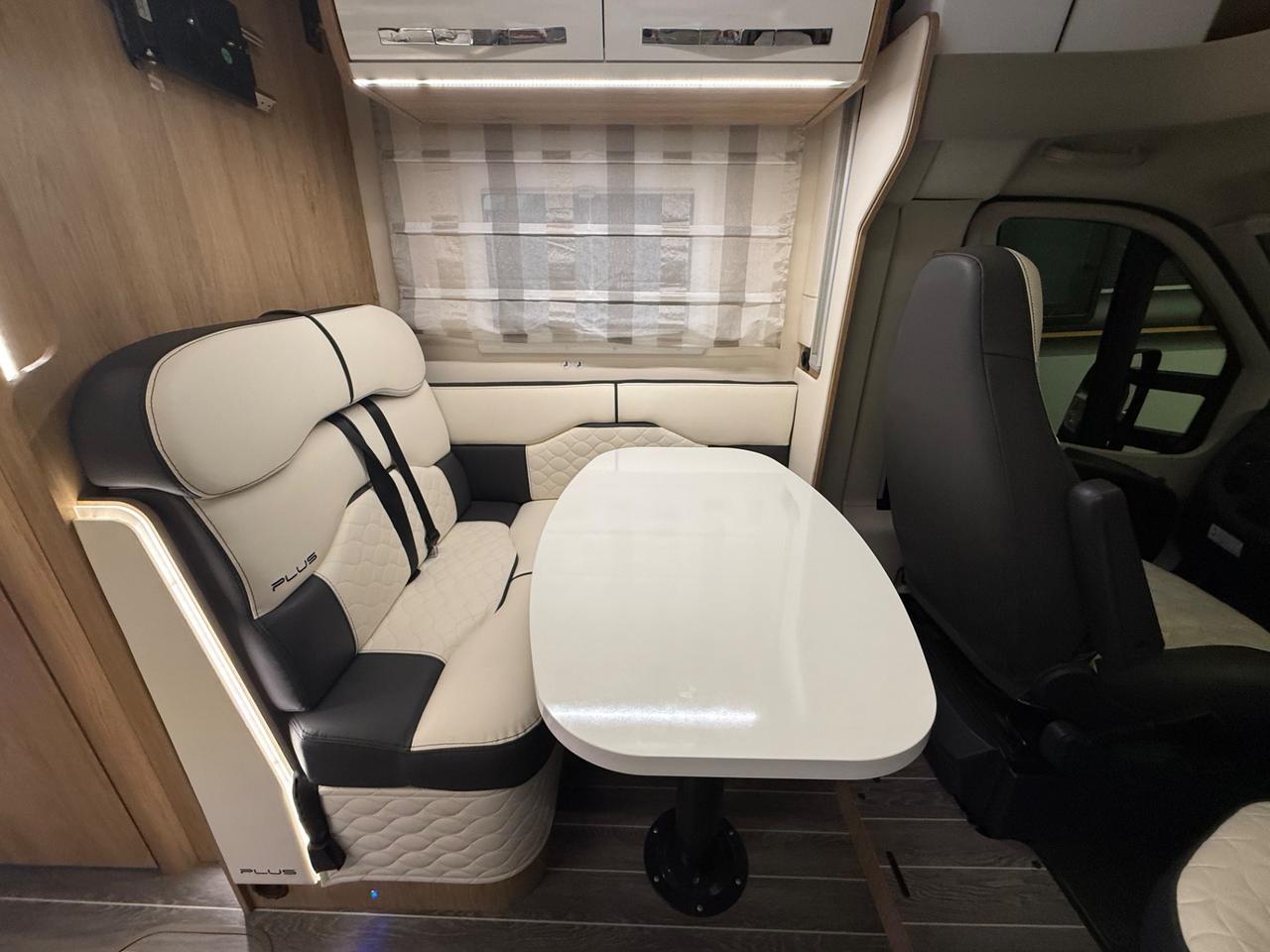 ROLLER TEAM ZEFFIRO 285 XT 6.99 5 POSTI OMOLOGATI