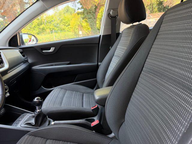 KIA Stonic 1.2 DPI 84CV UNIPROPRIETARIO RETROCAMERA