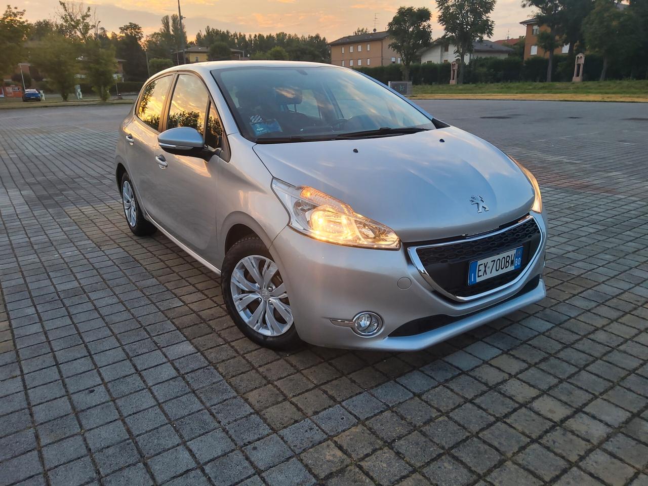 Peugeot 208 1.4 VTi 95 CV 5p. GPL Allure