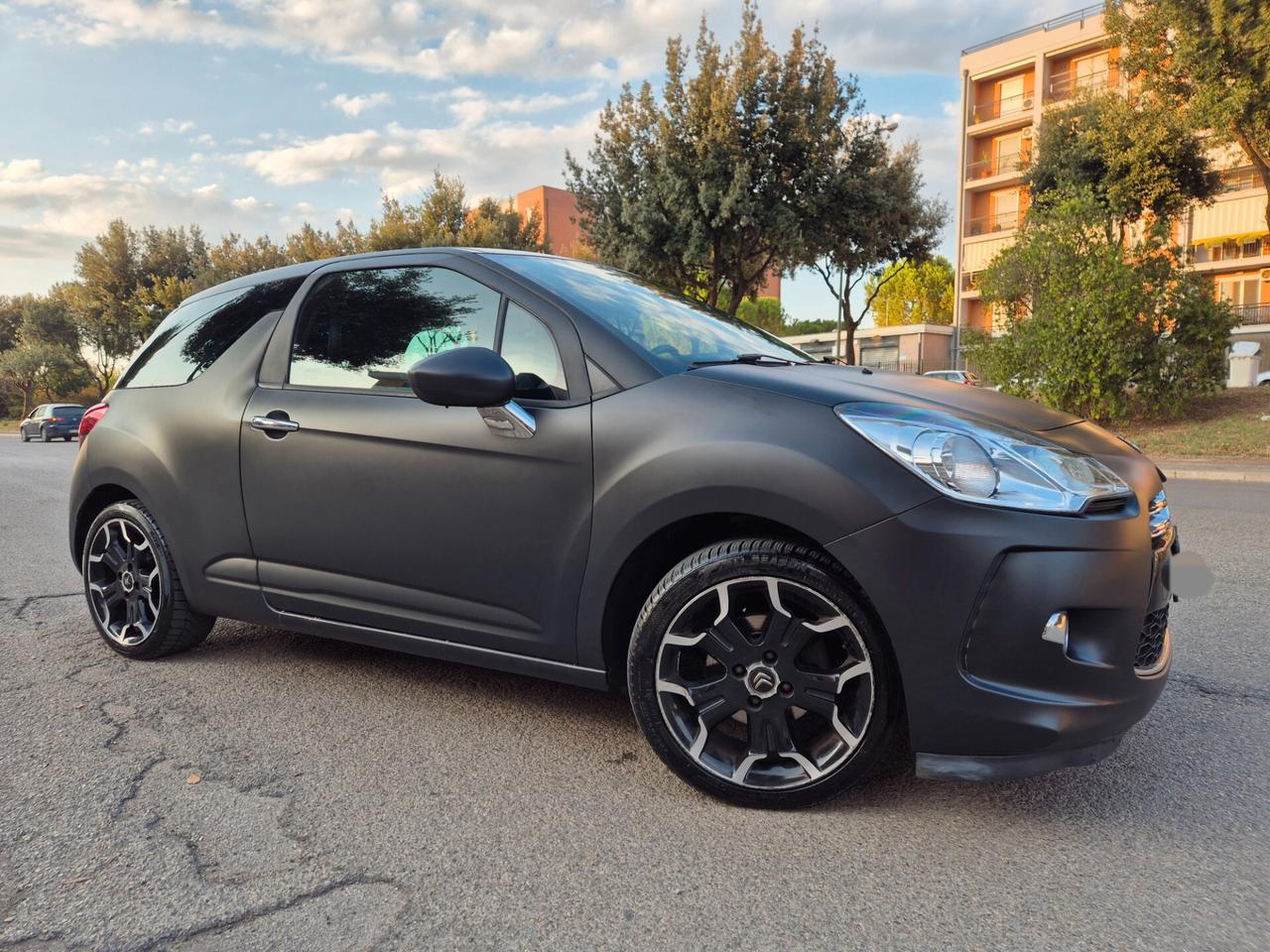 Citroën DS3 1.4 benzina 95cv just black 2012 opaco