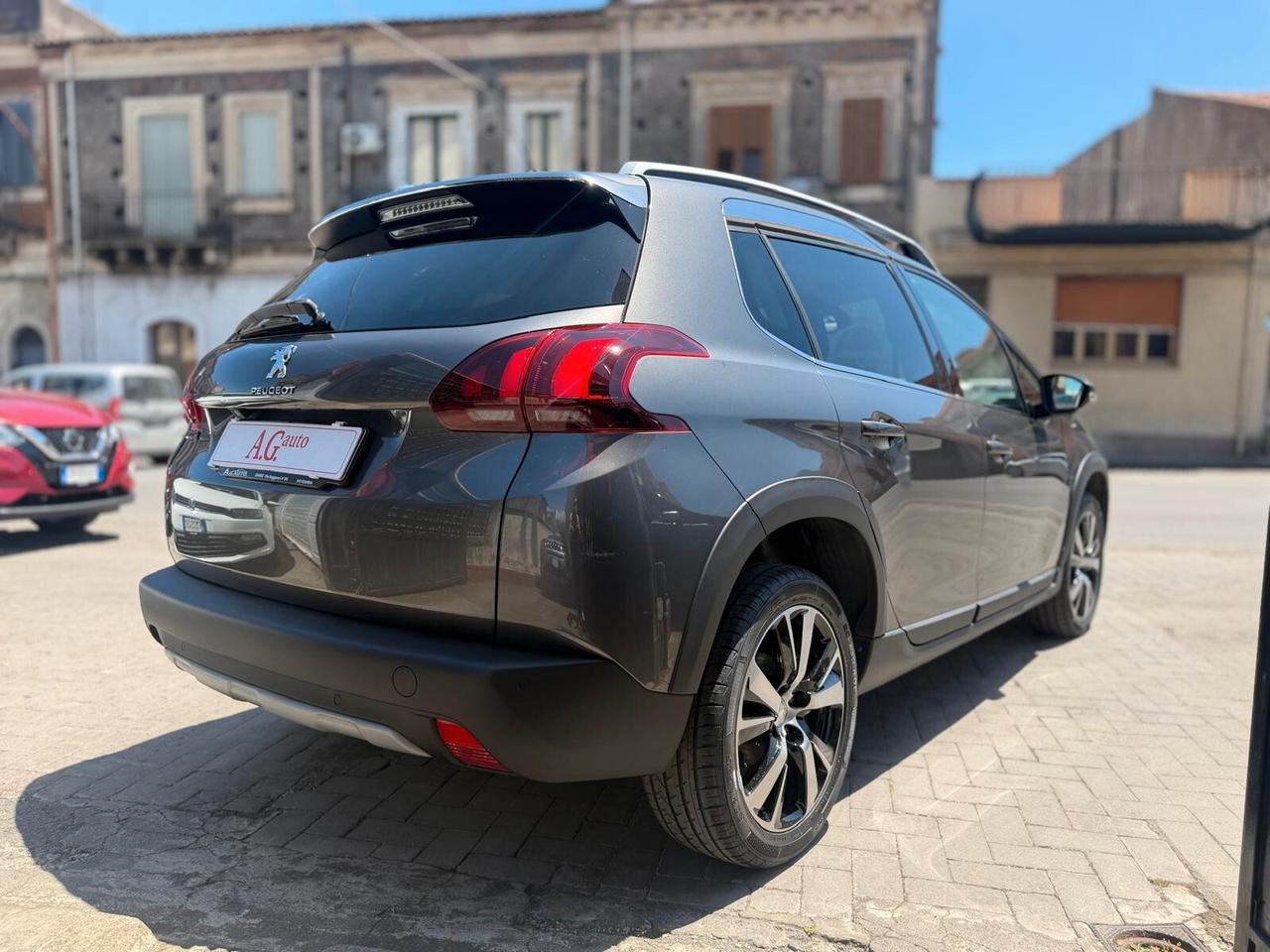 Peugeot 2008 1.6 BlueHDi 100 ALLURE