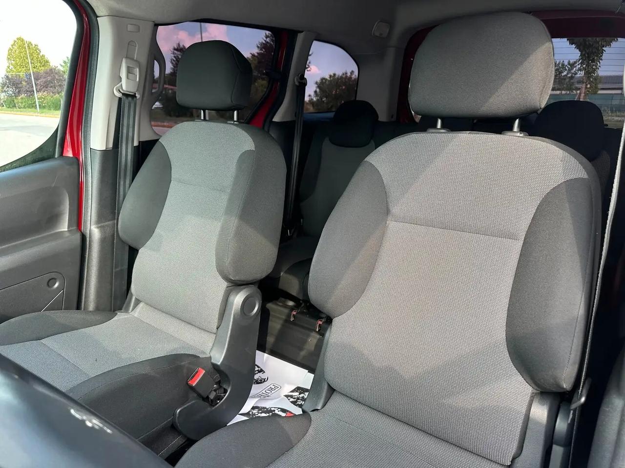 Peugeot Partner Tepee BlueHDi AUTOCARRO 5 POSTI 1.6 hdi