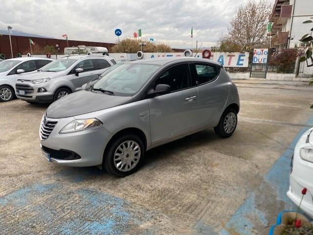 Lancia Ypsilon 0.9 TwinAir 85 CV 5 porte Metano Ecochic Gold
