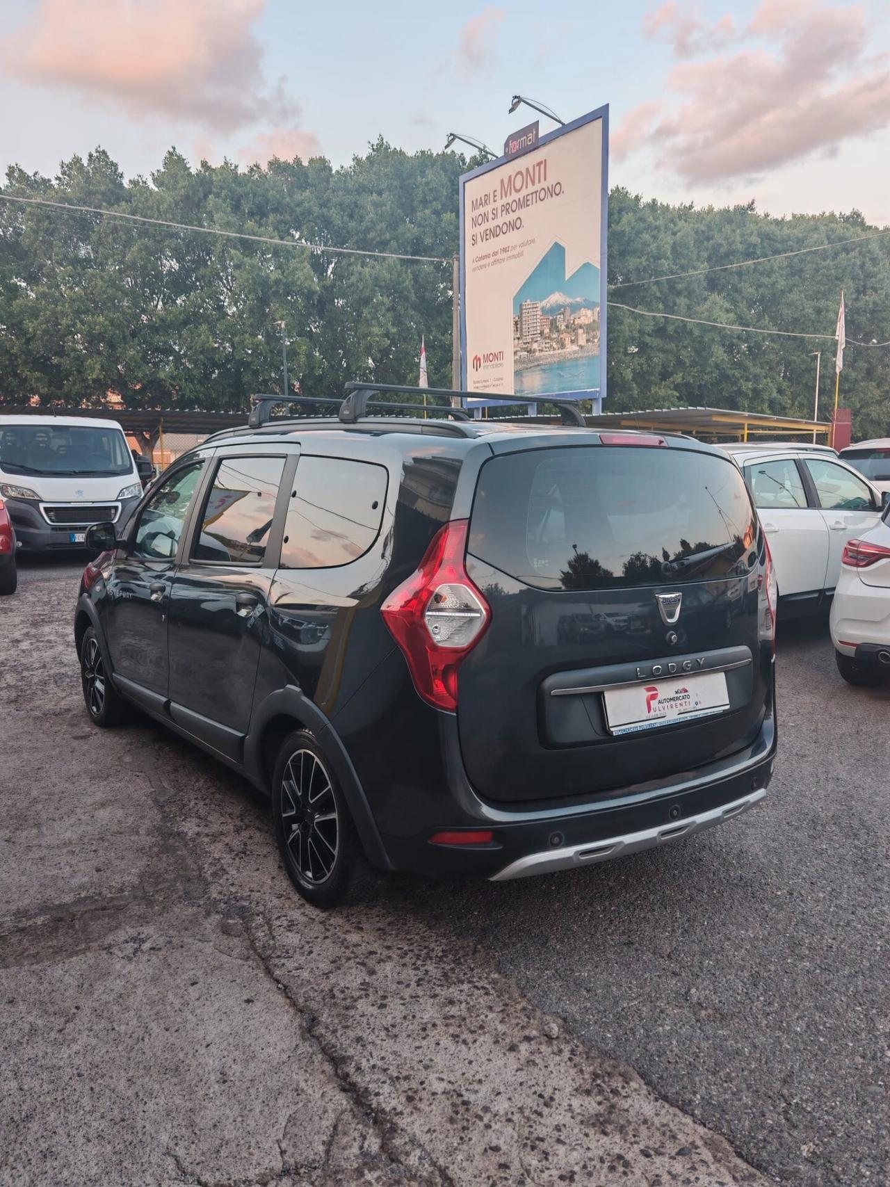 Dacia Lodgy 1.5 dCi 8V 110CV Start&Stop 7 posti Serie Speciale Wow