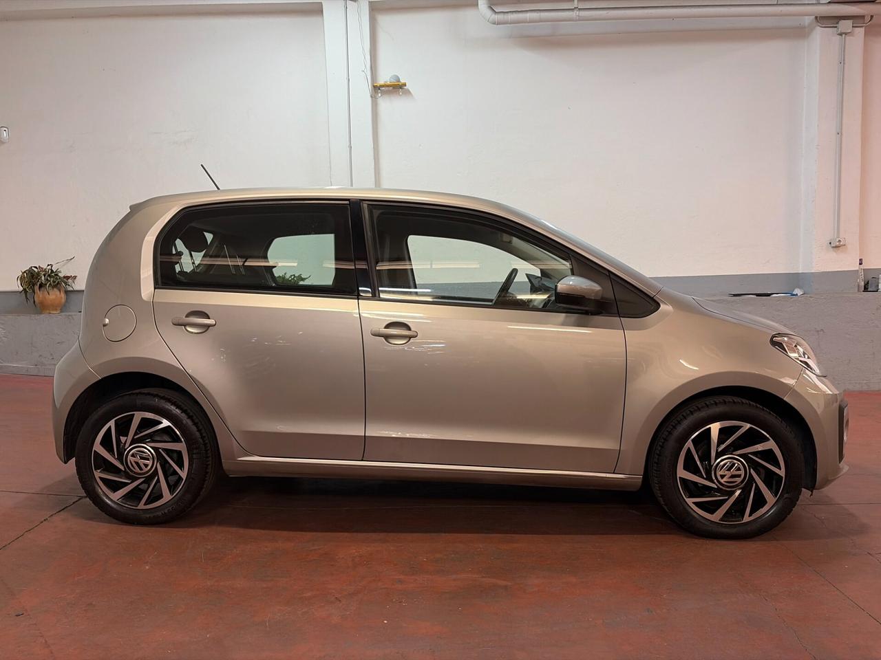 Volkswagen up! 1.0 5p. eco move BlueMotion Technology