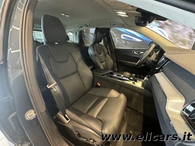 VOLVO XC60 B4 automatico Plus Bright
