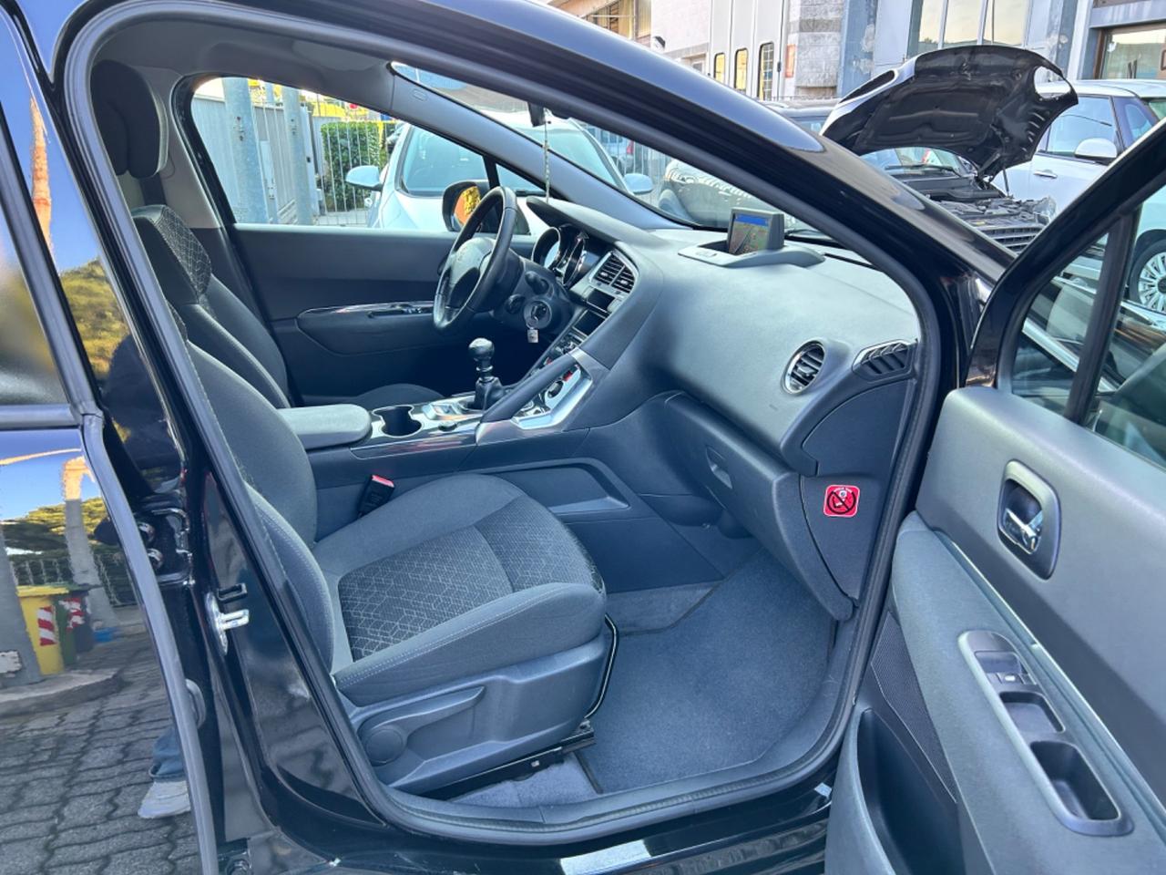 Peugeot 3008 GARANZIA 12 MESI 1.6 HDi CV115 ALLURE
