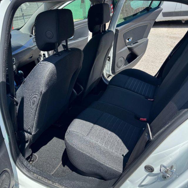 RENAULT Megane STATION WAGON 1.5 DCI AUTOCARRO N1 - 2016