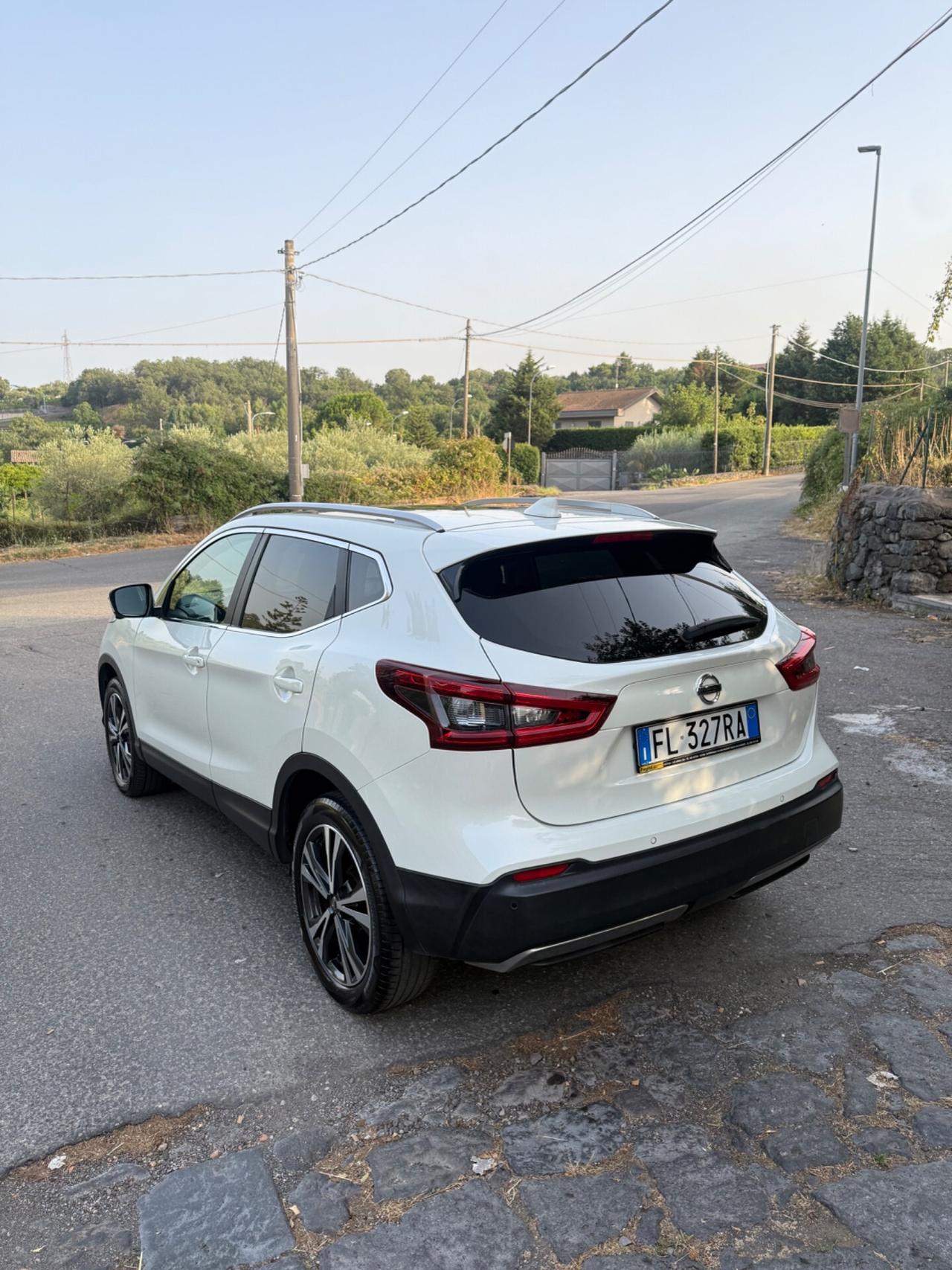 Nissan Qashqai 1.5 dCi Tekna tetto panoramico