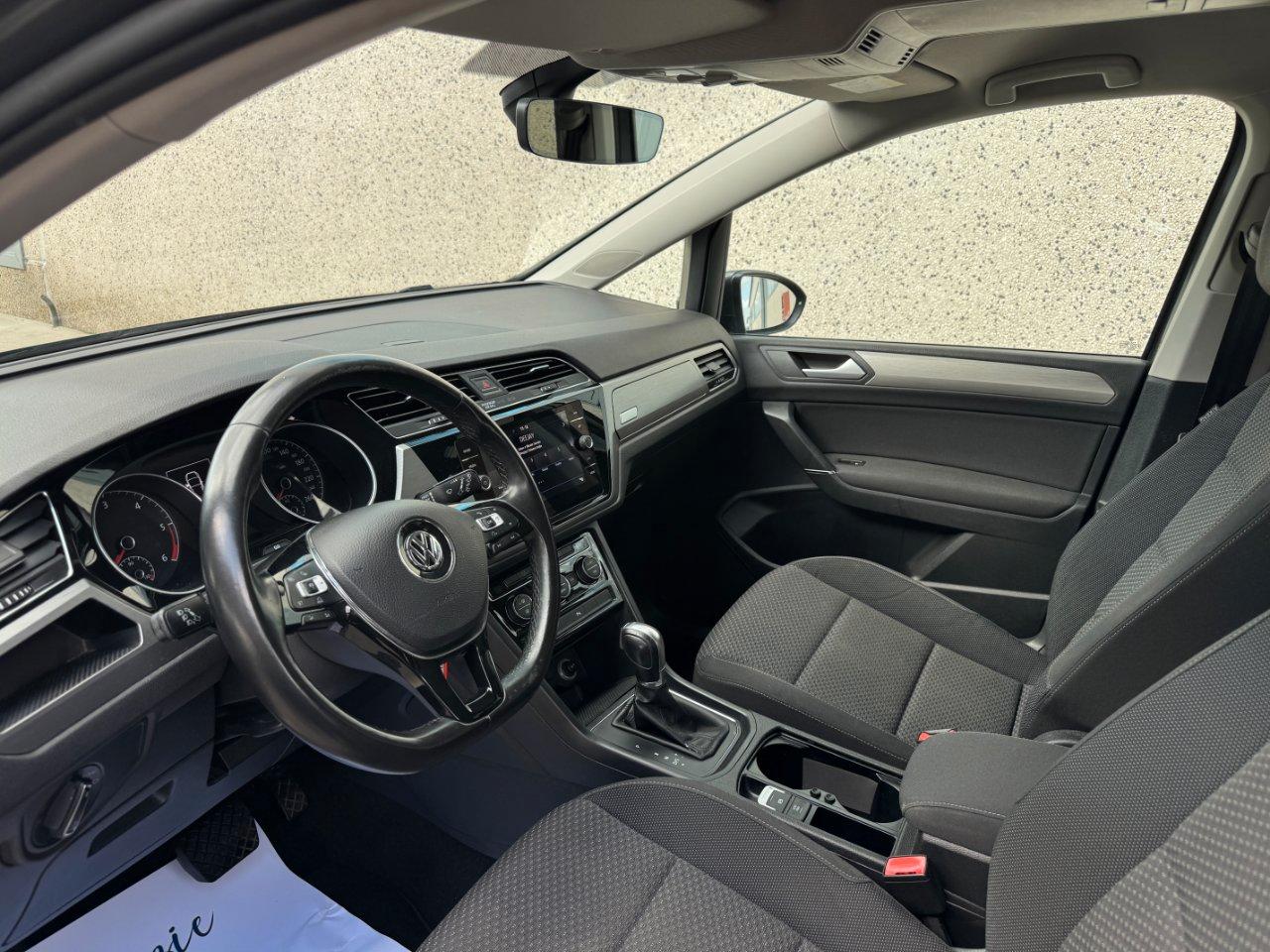 Volkswagen Touran 1.6 tdi Business 115cv dsg 7 POSTI