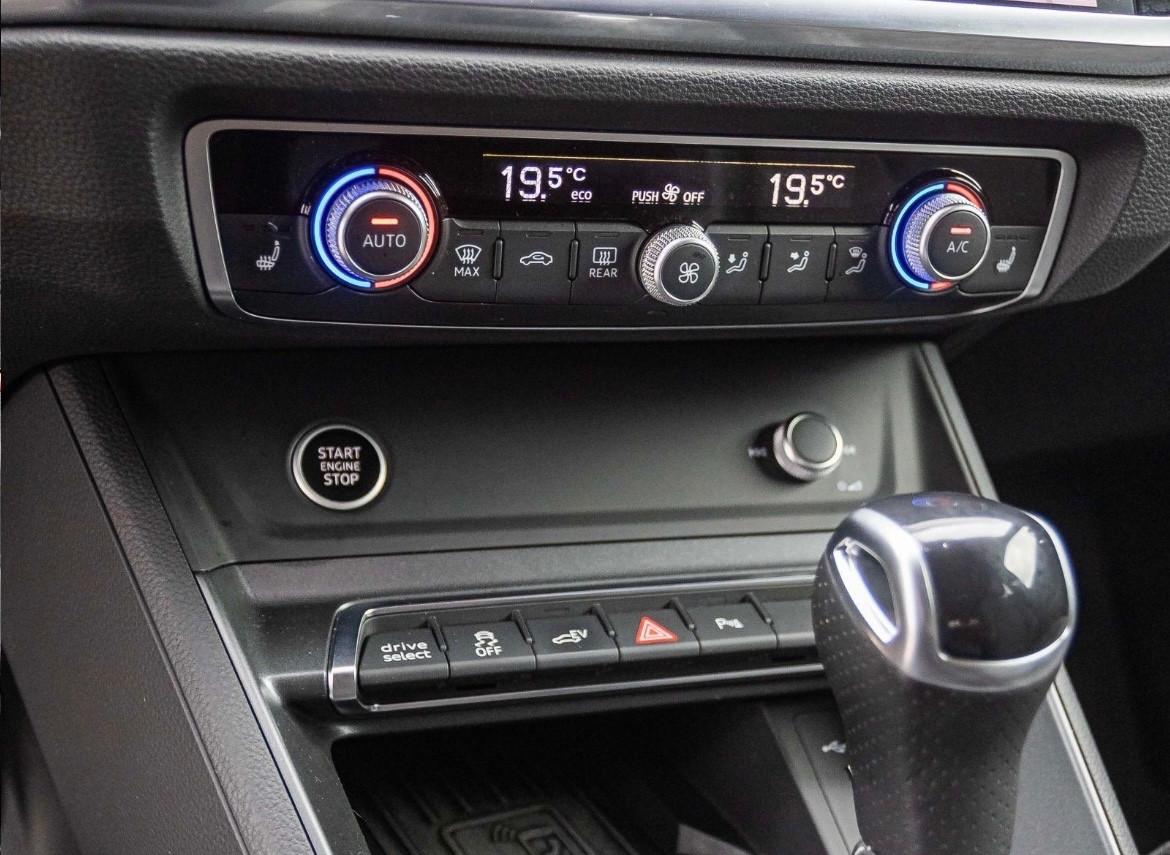 Audi Q3 S line 45TFSI e Stronic