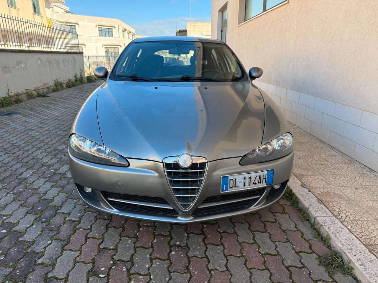 Alfa Romeo 147 1.9 JTD M-JET 16V 5 porte Dist.